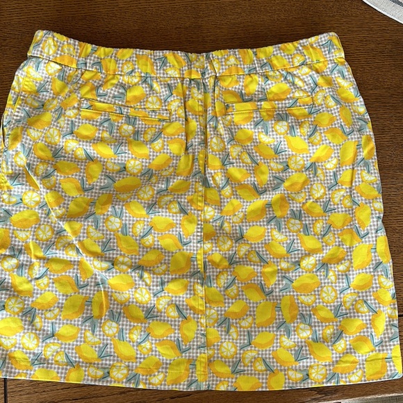 Lands’ End Size 16 Lemon Print/Gingham Check Pull On Skort - Skirt w/ Shorts - Picture 5 of 6